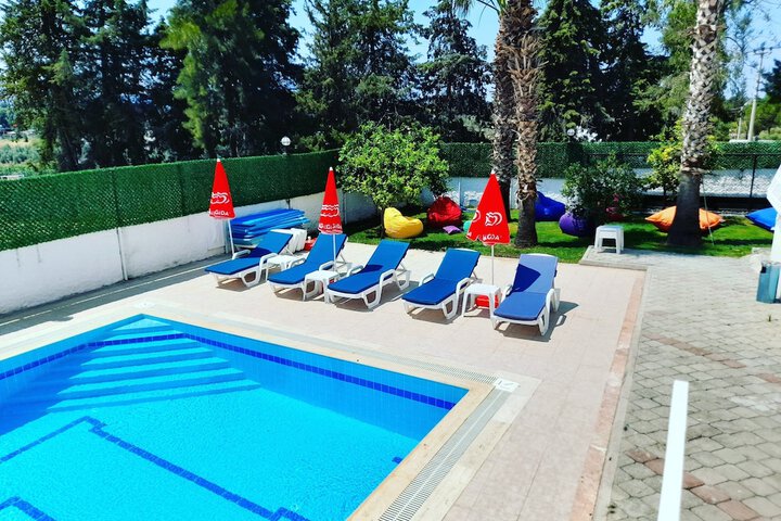 Pool 49 of 73