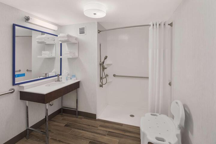1 King Mobility Hearing Accessible Roll in Shower (17 of 17)