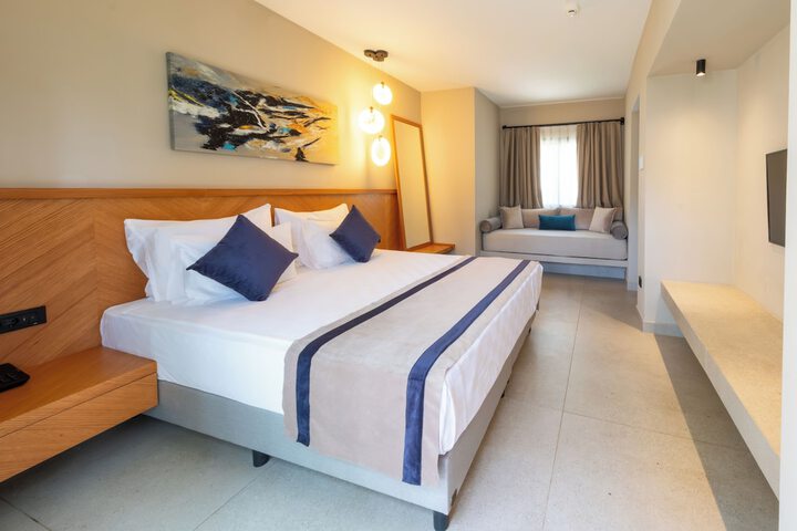 Room 3 of 88