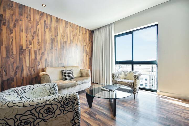 Room 46 of 102