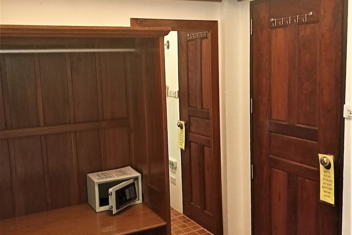 Room 61 of 125