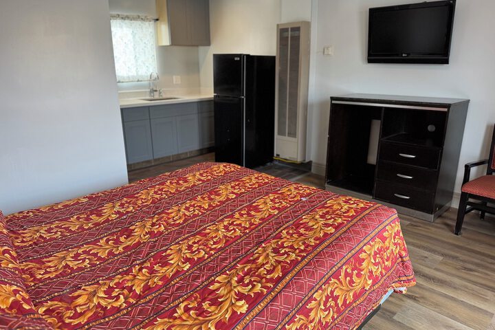 Room 3 of 4
