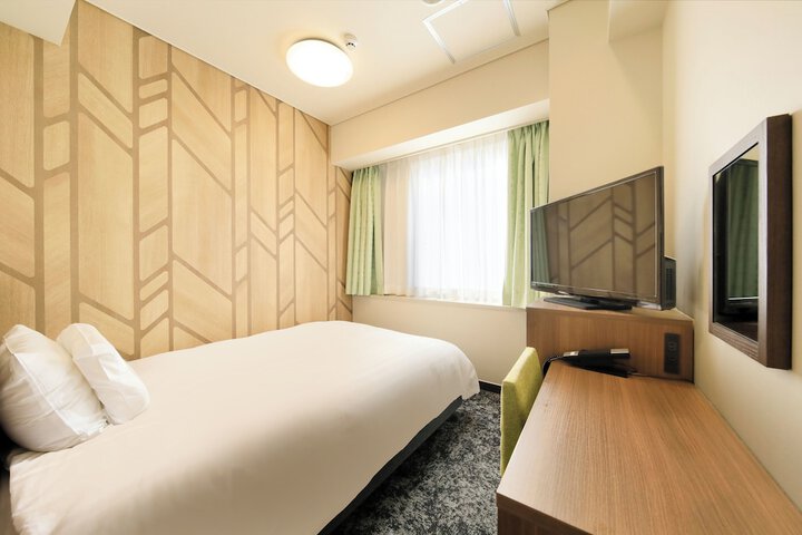 Room 20 of 49