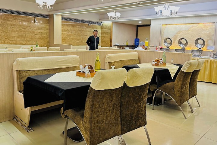 Dining 109 of 134