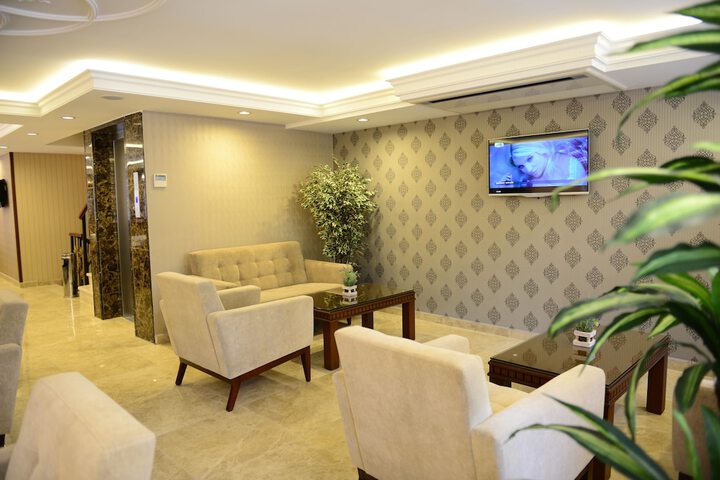 Guest Lobby