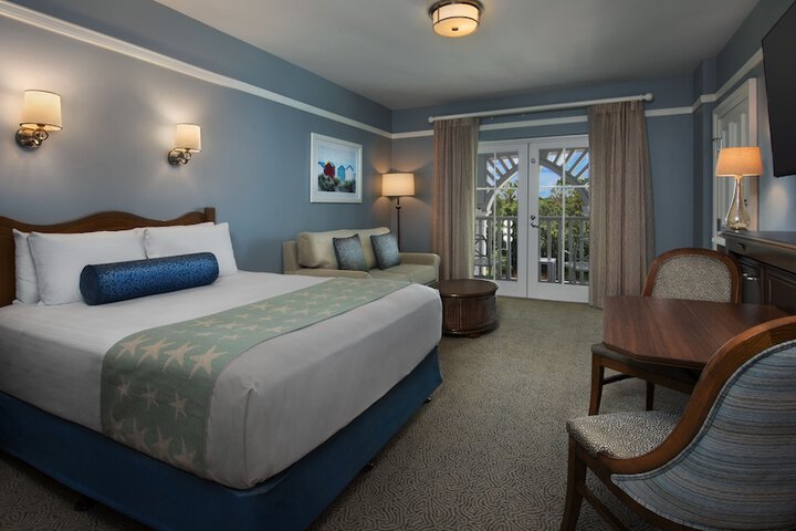 Room 8 of 35