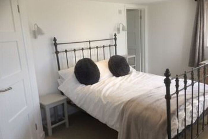Room 15 of 28