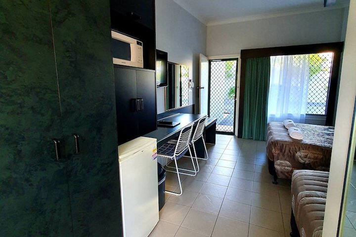 Room 12 of 49
