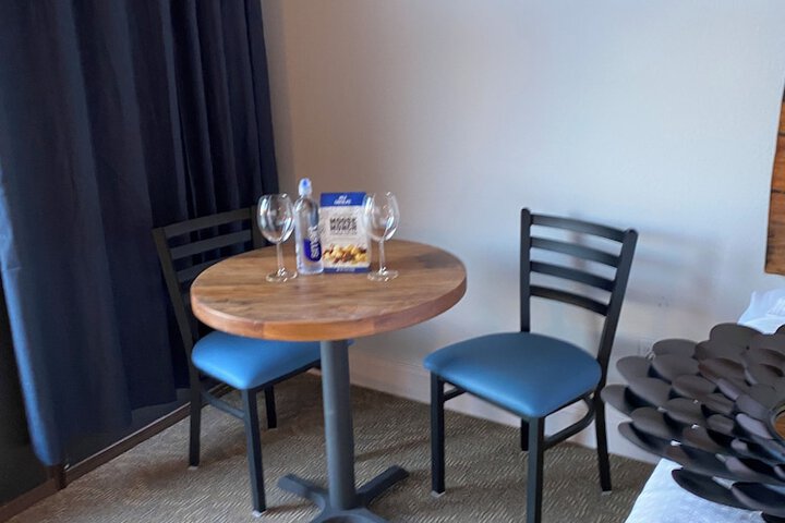 Room 3 of 49