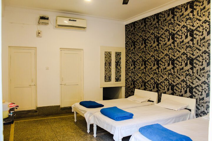 Room 14 of 62
