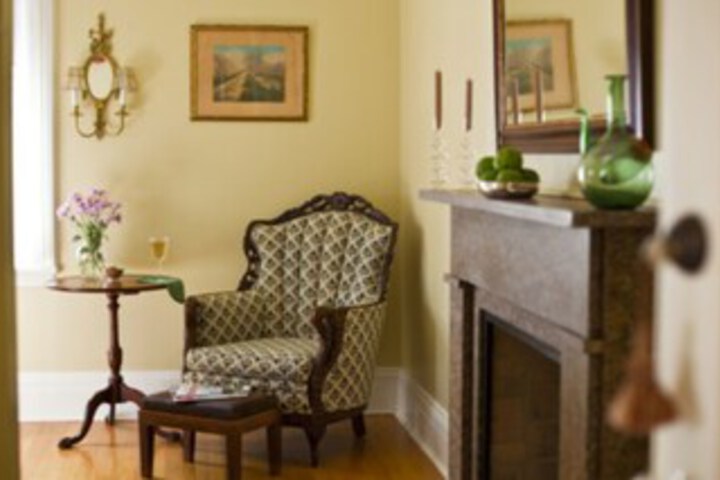 Room 12 of 36