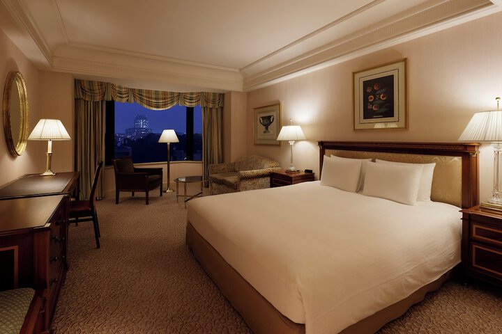 Room 14 of 43
