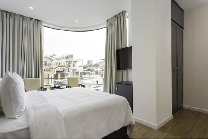 Room 29 of 70
