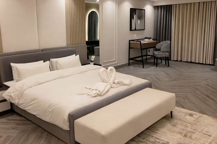 Room 6 of 41