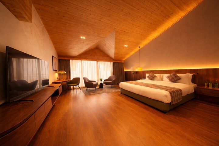 Room 22 of 47