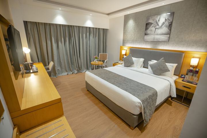 Room 30 of 71