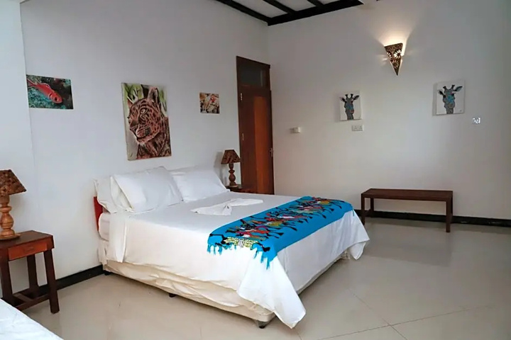 Room 5 of 22