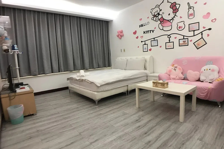 Room 3 of 15