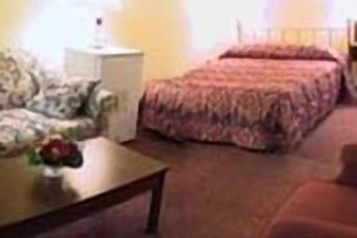 Room 3 of 18