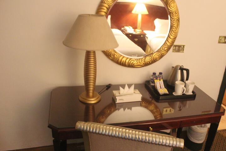 Room 22 of 77