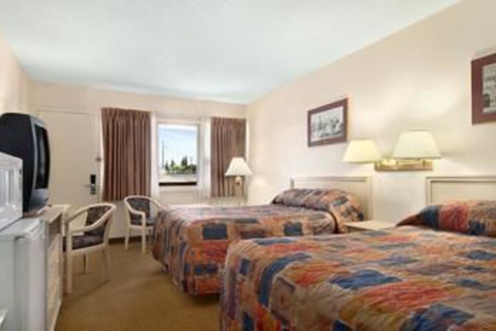 Room 15 of 24