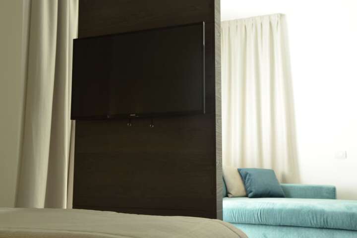 Room 44 of 89