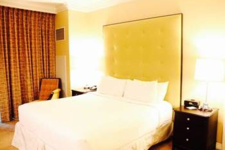 Room 54 of 164
