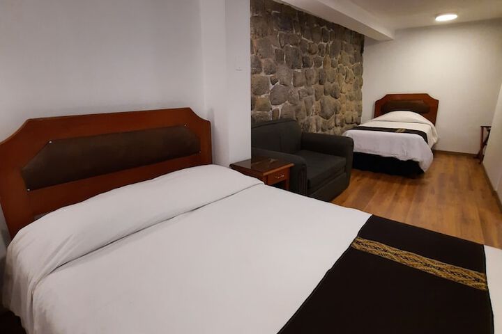 Room 16 of 70