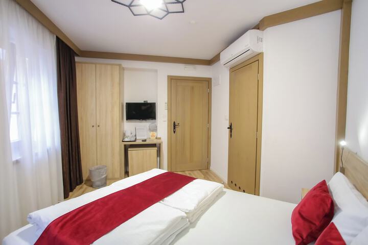 Room 15 of 70