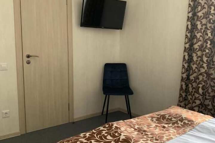 Room 15 of 62