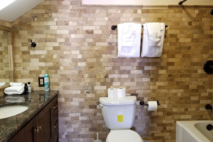 Room 19 of 24