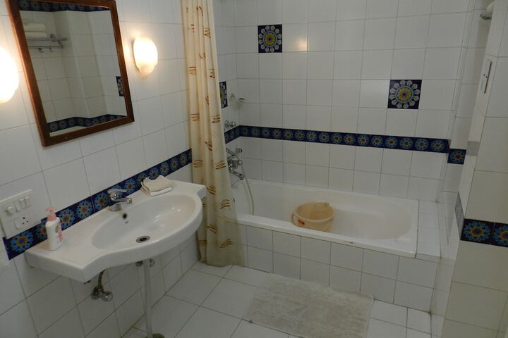 Room 92 of 183