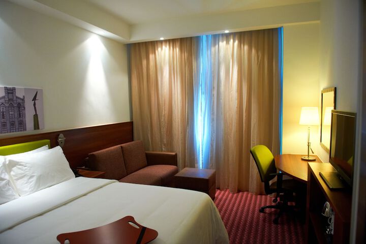 Room 20 of 62