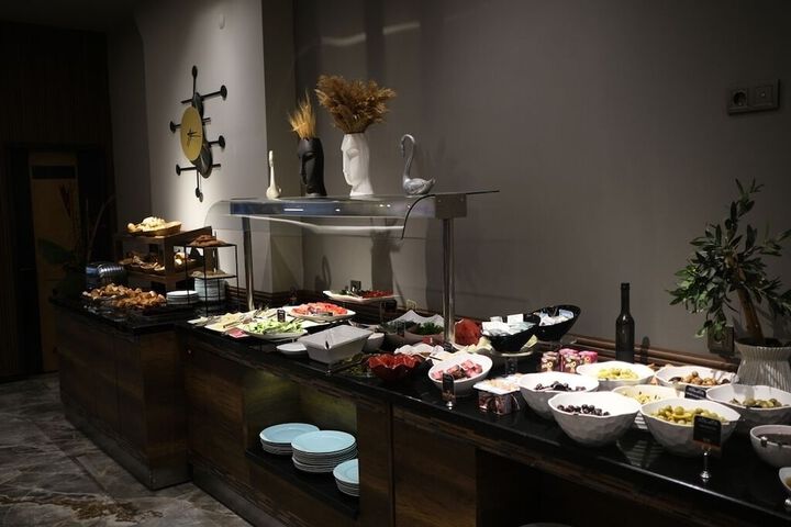 Dining Photos