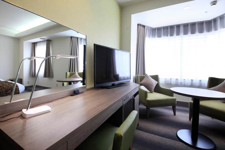 Room 14 of 52