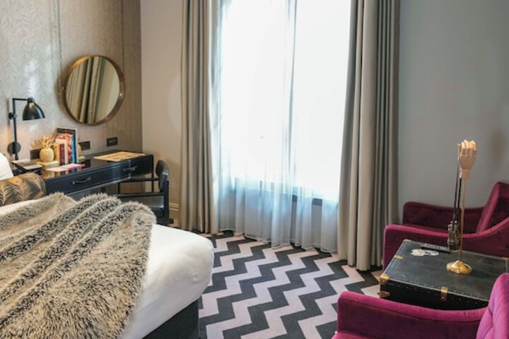 Room 10 of 81