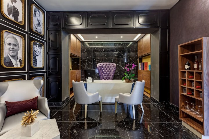 Hotel Interior 11 of 261