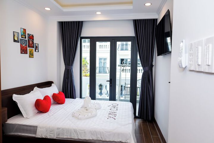 Room 7 of 23