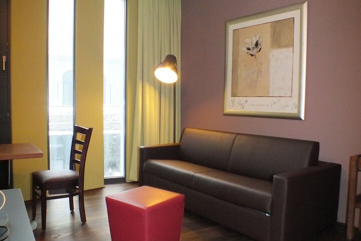Room 20 of 39