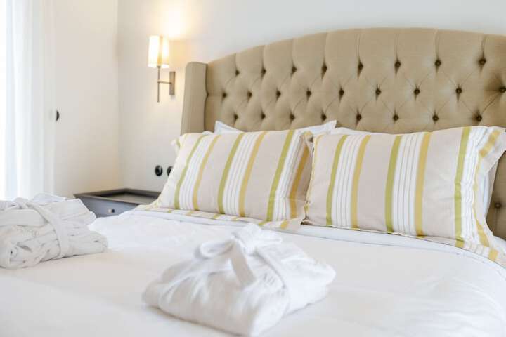 Room 15 of 110