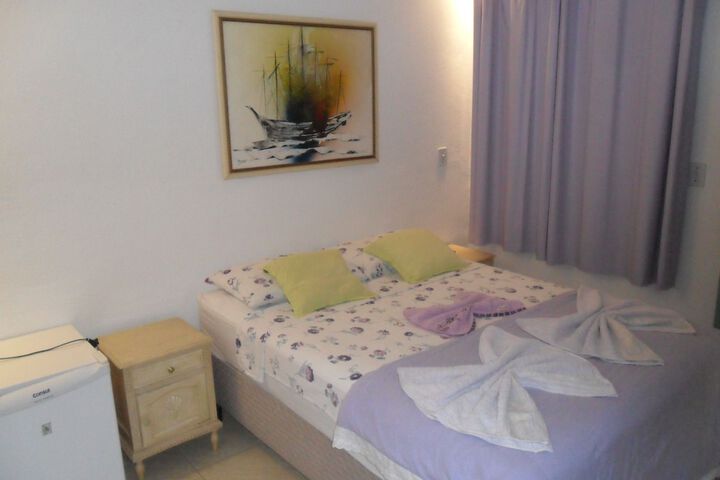 Room 9 of 47