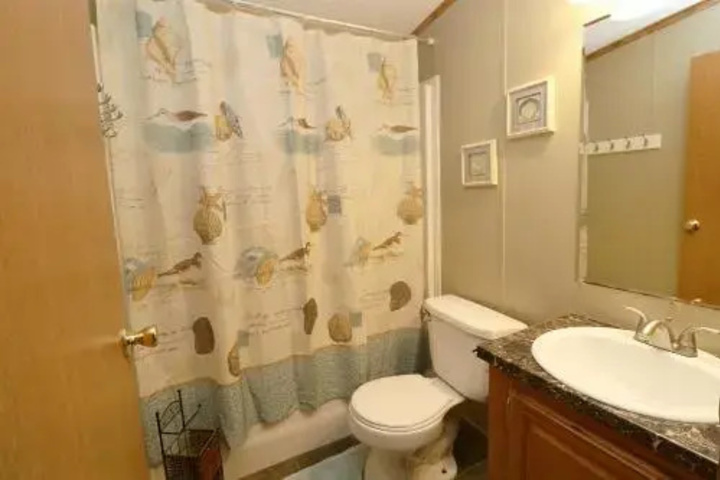 Room 8 of 8
