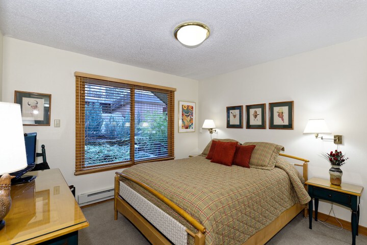 Room 15 of 99