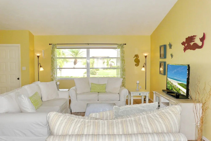 Image of 1211 Spanish Court