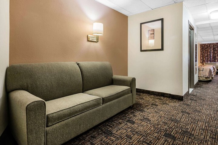 Room 22 of 29