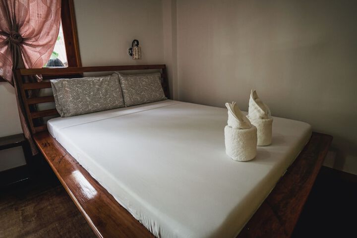 Room 3 of 23