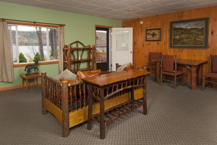 Room 22 of 46