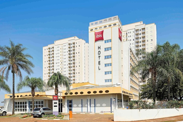 Hotel 65 of 66