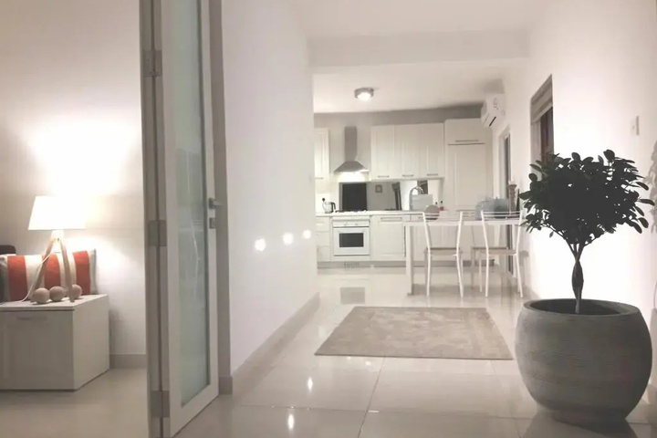 Room 2 of 14