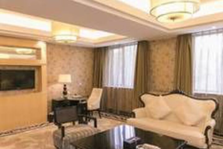 Room 19 of 73